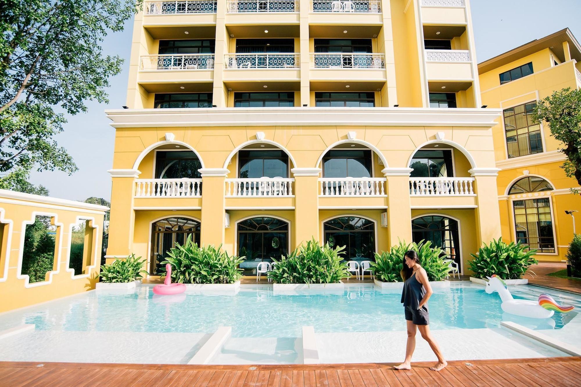 The Pineapple Hotel Краби Экстерьер фото