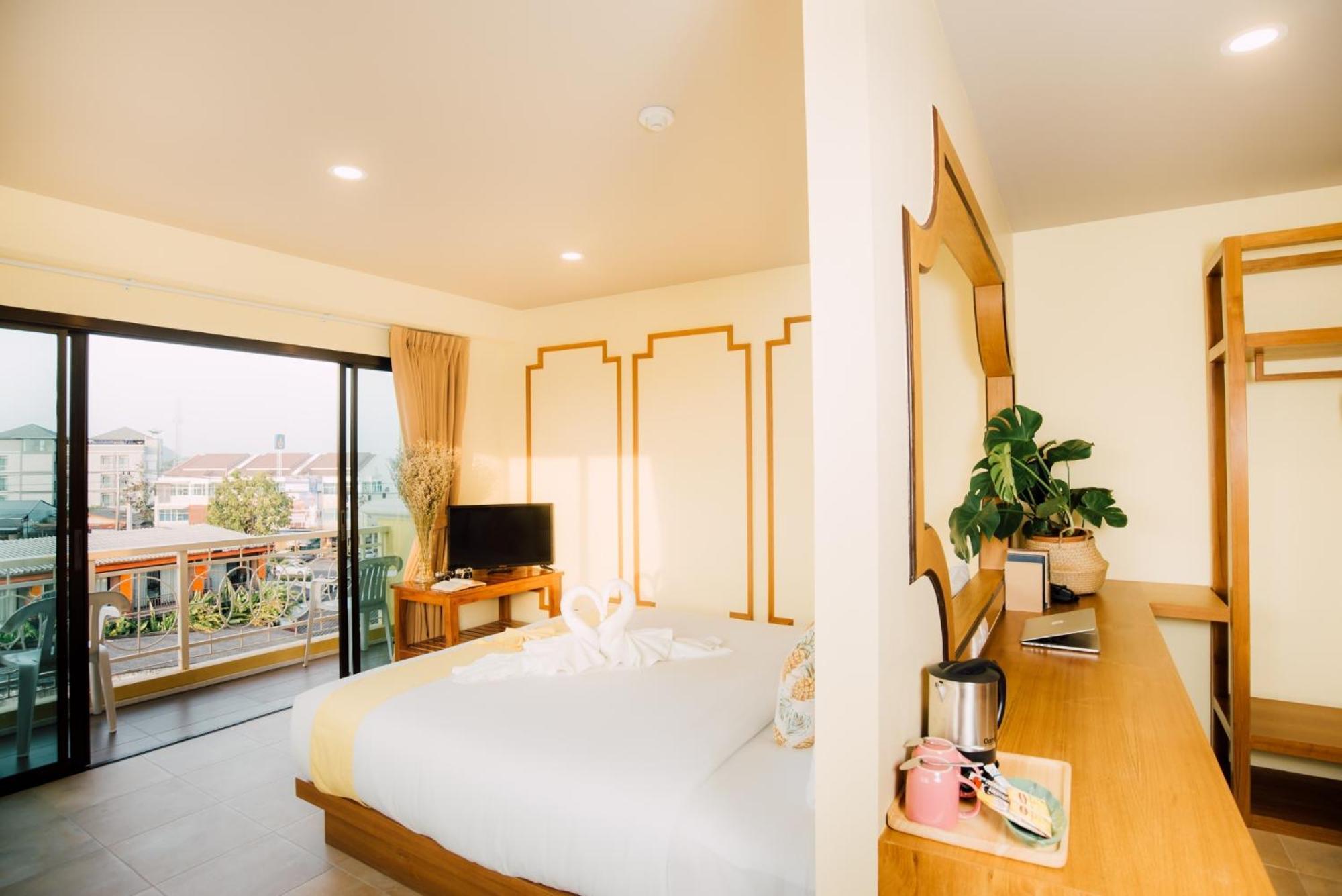 The Pineapple Hotel Краби Экстерьер фото