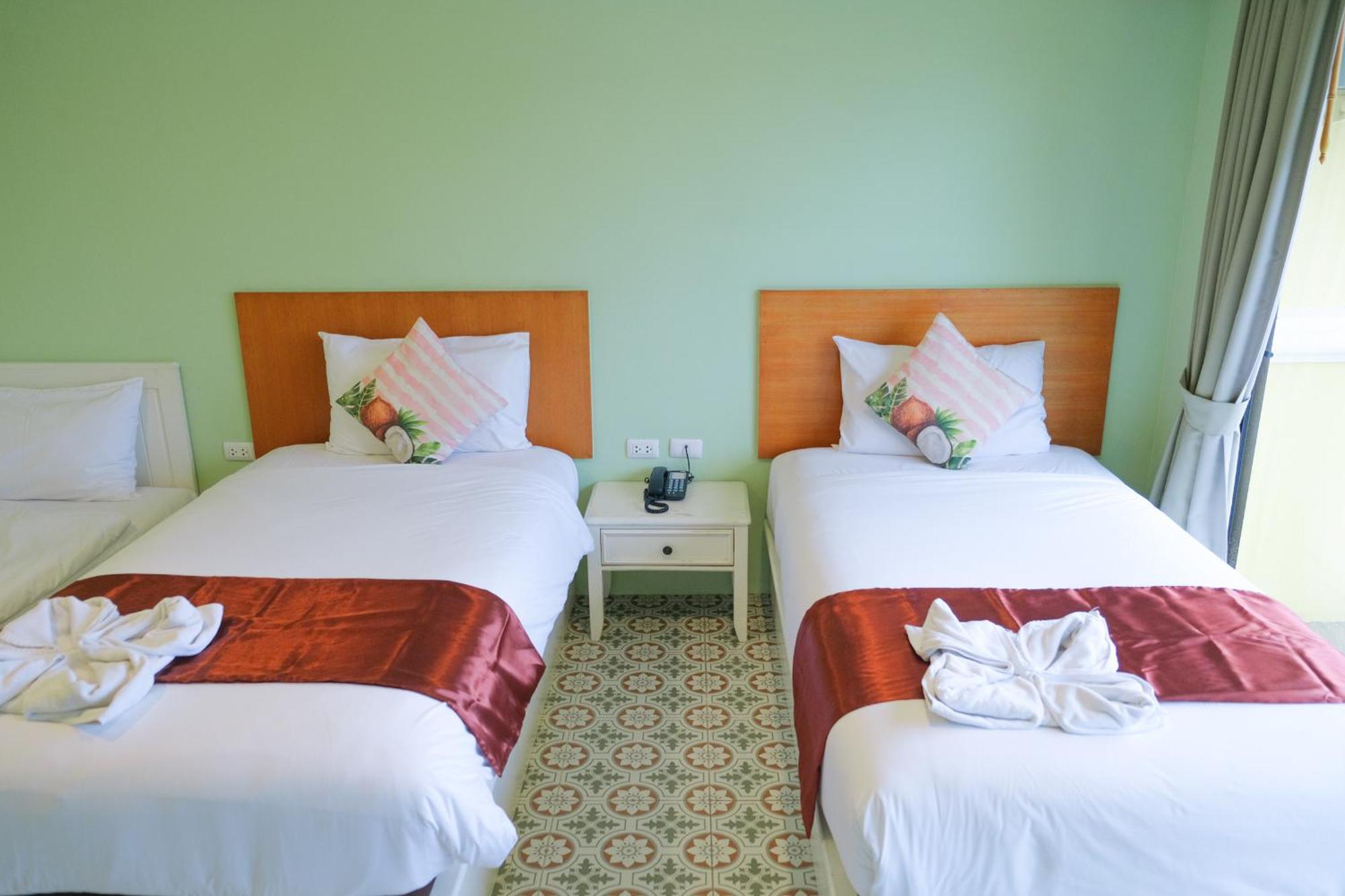 The Pineapple Hotel Краби Экстерьер фото