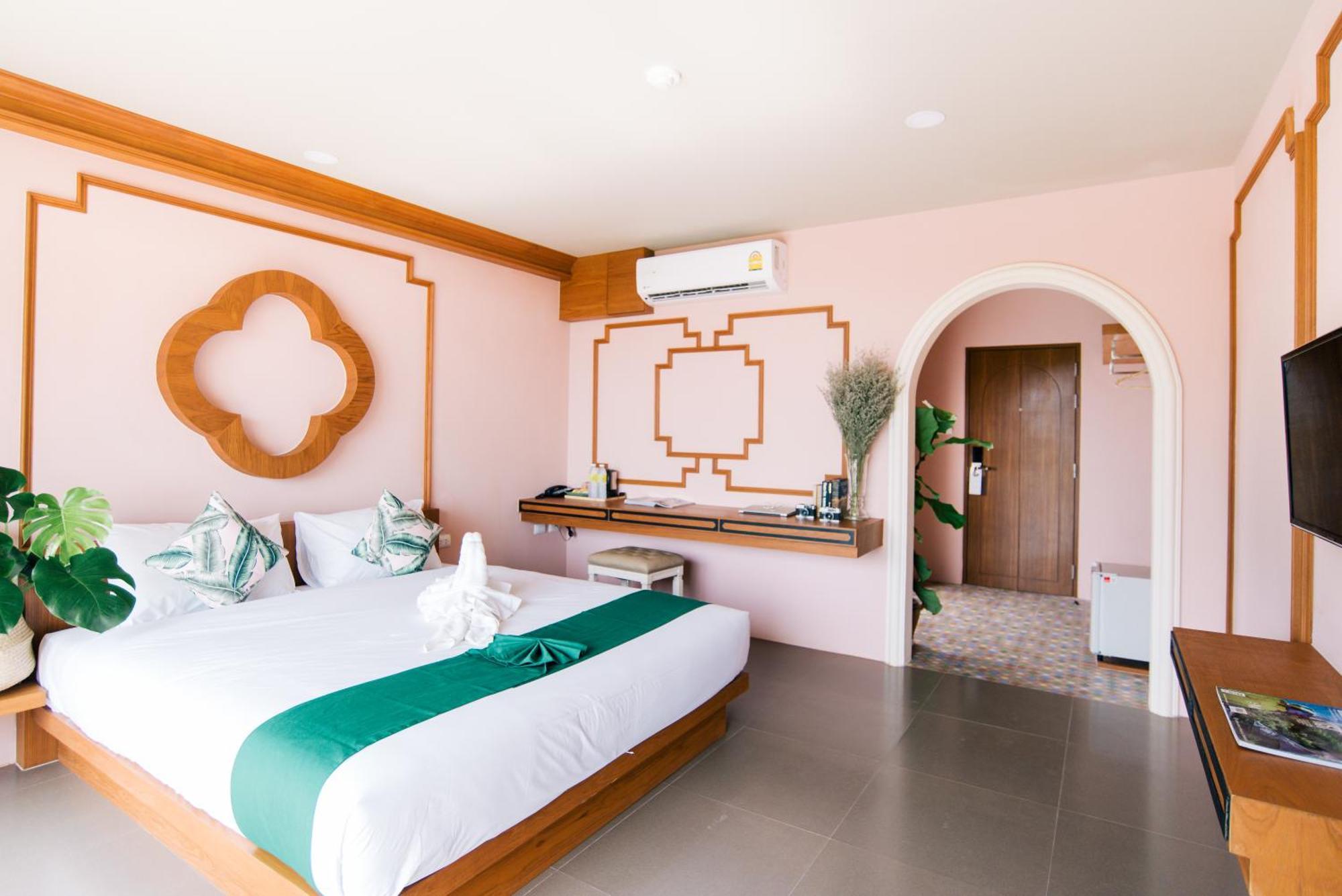 The Pineapple Hotel Краби Экстерьер фото