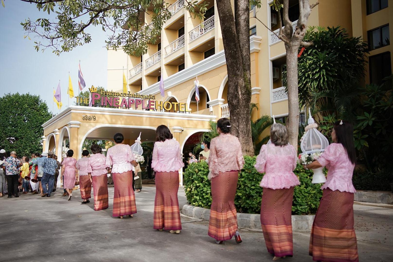 The Pineapple Hotel Краби Экстерьер фото
